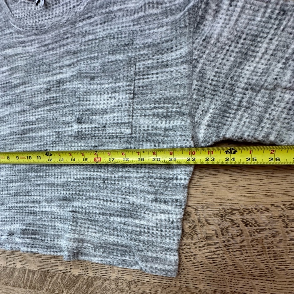 Michael Stars Cropped Lightweight Oversized Sweater Medium - Picture 12 of 14